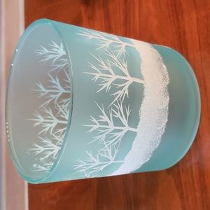 6" diameter frosted glass vase NEW